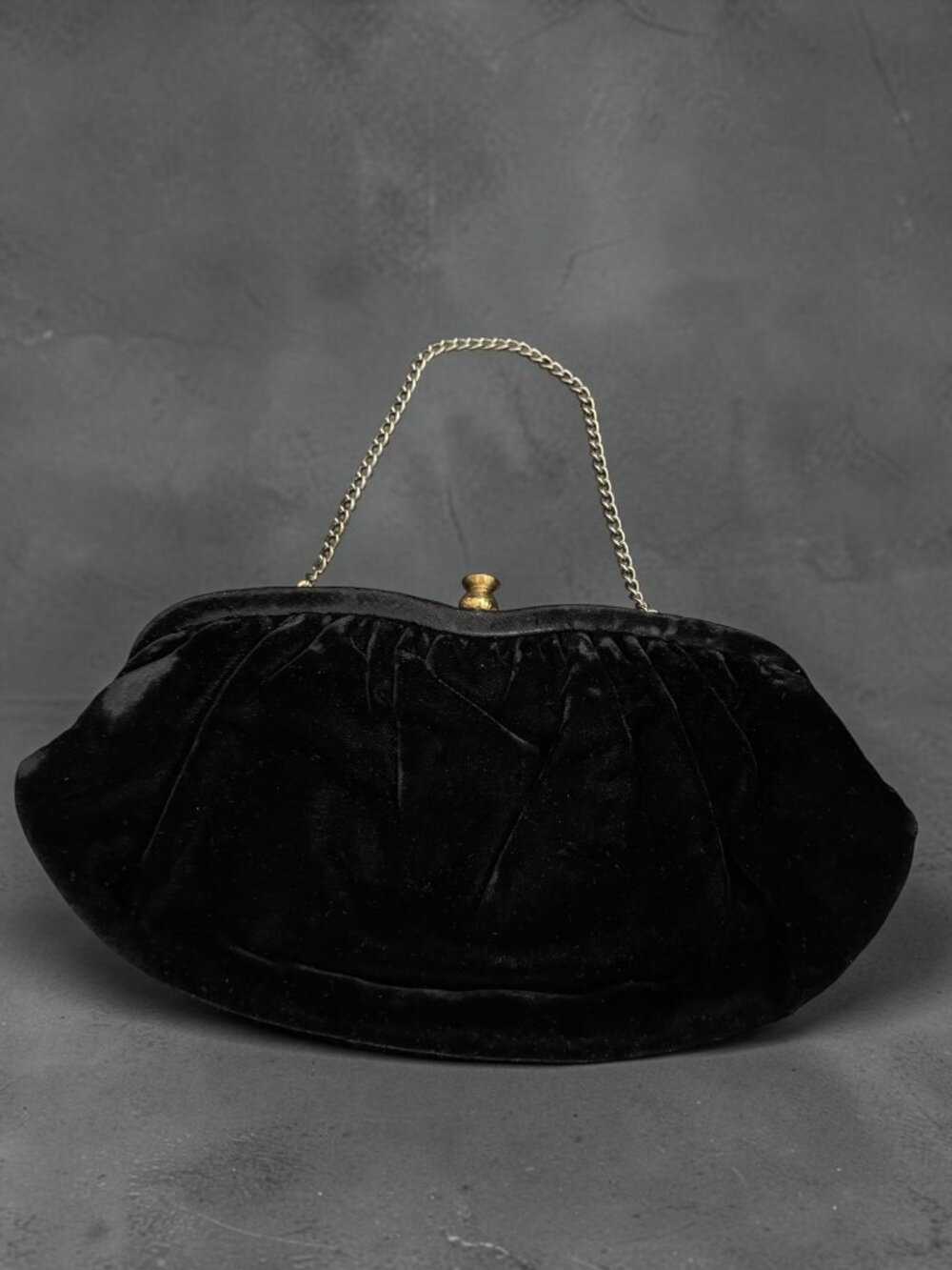 Vintage Black Velvet Evening Clutch Bag With Gold-Tone Chain Handle & Snap Closu